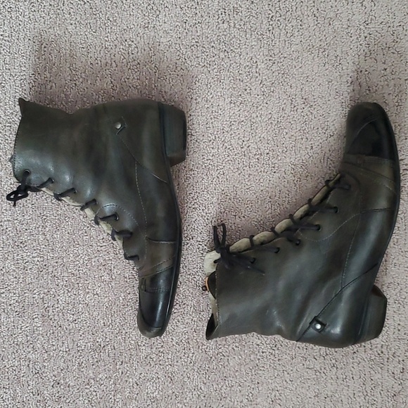 BRAKO Leather Boots - Picture 3 of 16